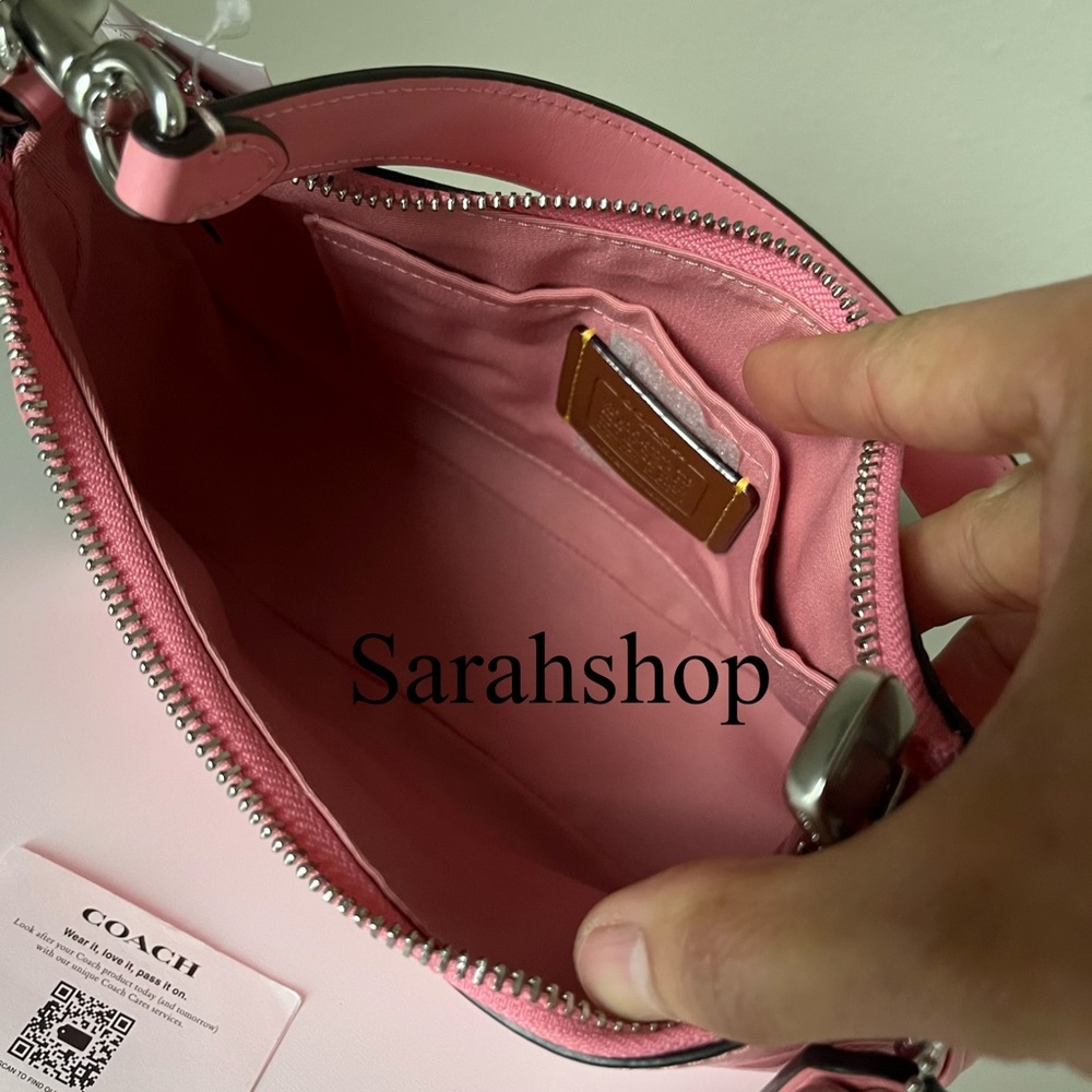 ✅Coach Teri Shoulder Bag In Signature Leather With Heart Charm - Picture 11 of 13